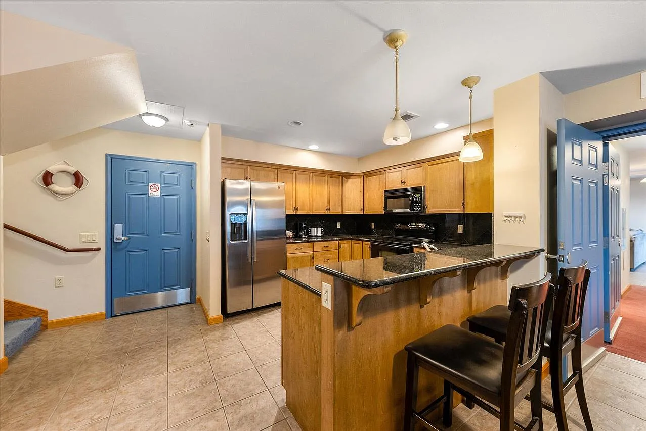 3 bed, 1756 sqft, $2,650 — Photo 3