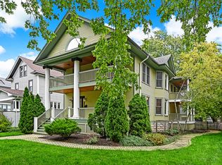 538 N Cuyler Ave, Oak Park, IL 60302