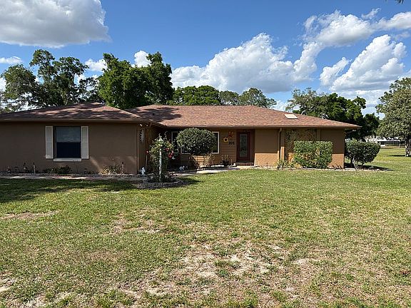 3rd image of 205 E Falconry Ct