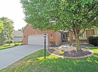 6200 Avocet Cir, Hobart, IN 46342