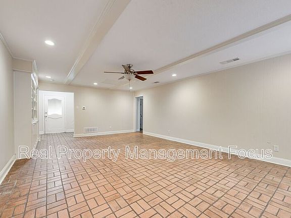5th image of 14722 Overview Dr