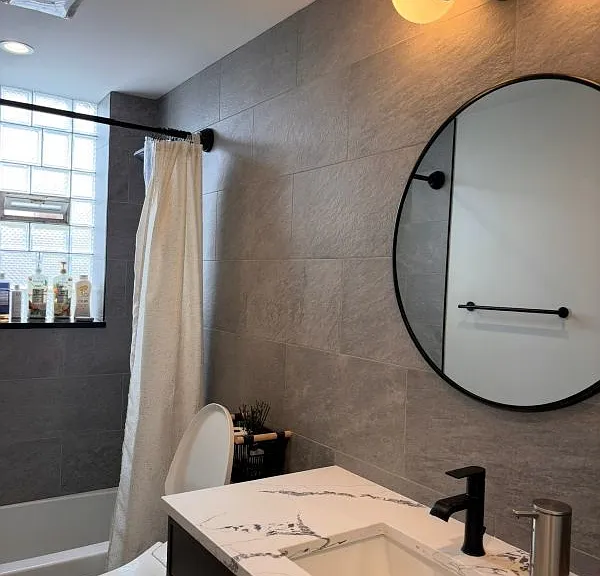 3651 W 25th St #1R — Photo 6