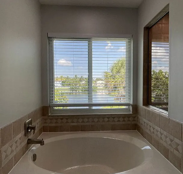 4857 Victoria Cir — Photo 13