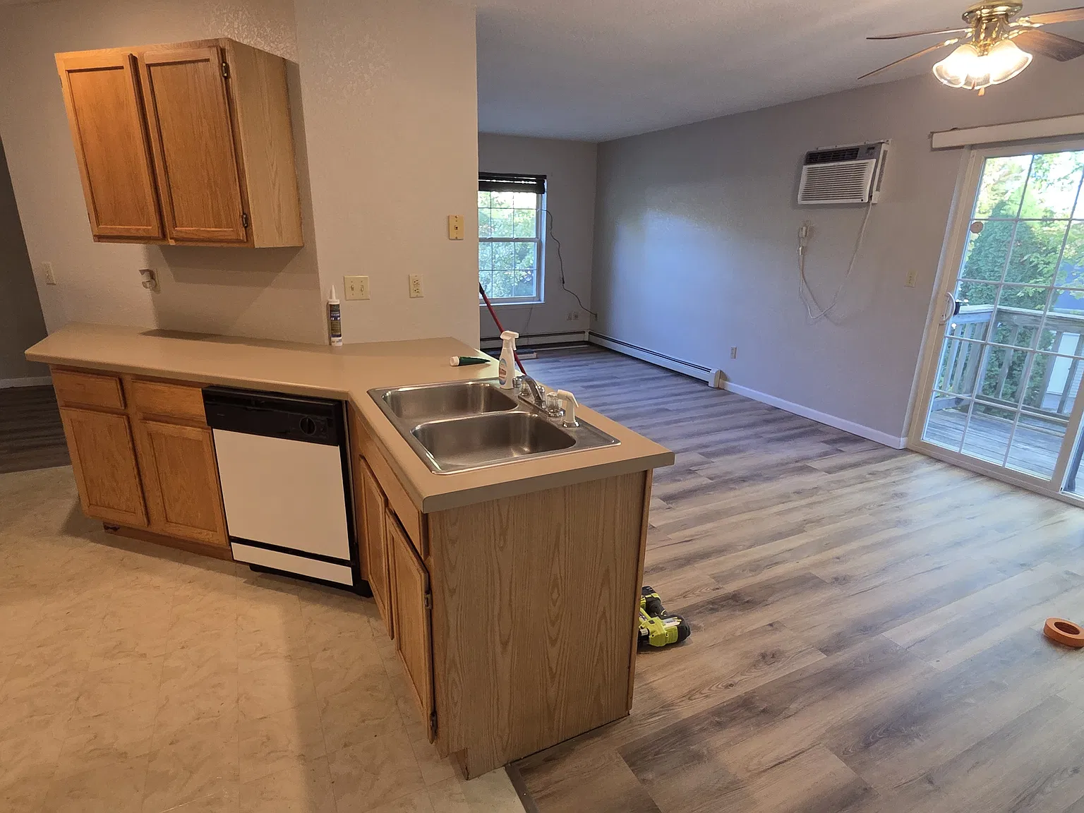 2 bed, 900 sqft, $1,000 — Photo 4