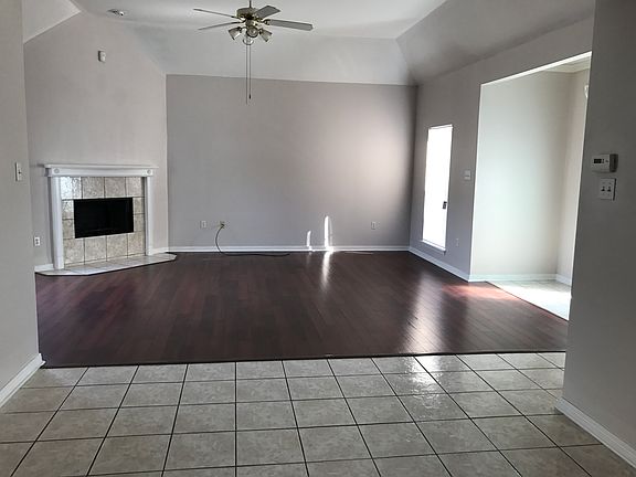 3rd image of 68 Hollycrest Blvd