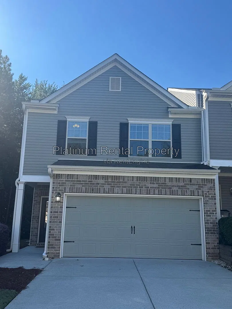 3 bed, 2.5 bath, 1628 sqft, $2,245 — Photo 2