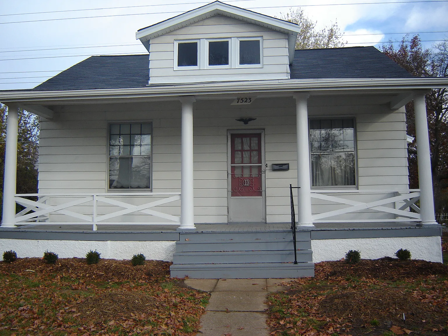 7523 Trenton Ave photo 1