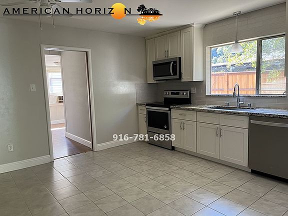 4th image of 219 Donner Ave
