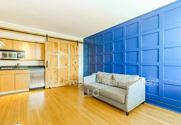 44 Nassau St #H — Photo 6