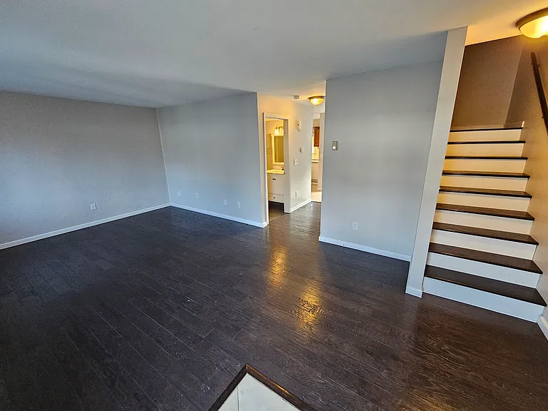 313 Jasper Dr — Photo 17