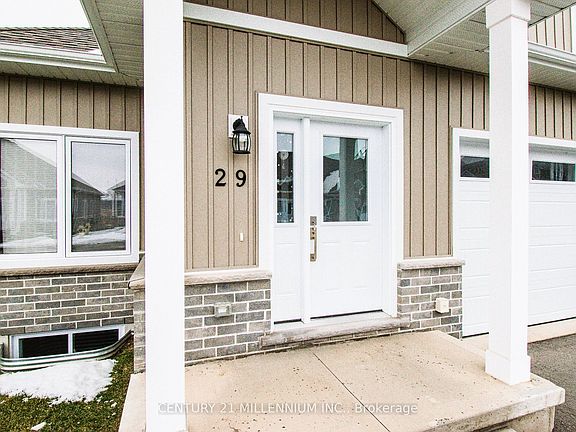 4th image of 744 Nelson St W #29