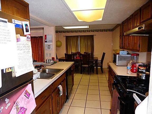 5th image of 1218 Brush Creek Dr