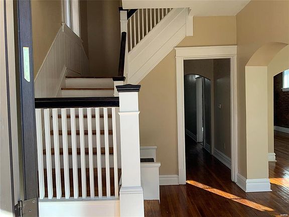 2nd image of 4909 Terry Ave