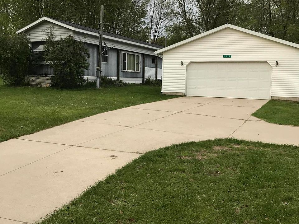 2nd image of 3175 S Derby Rd