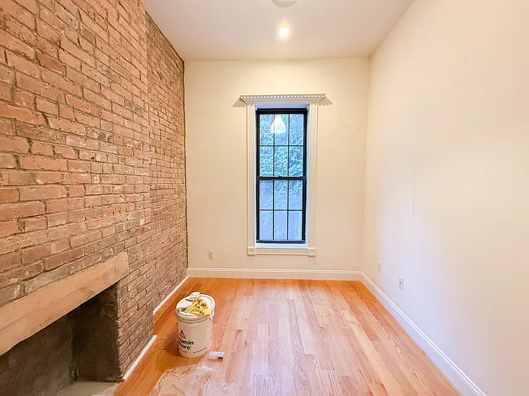 286 Macon St #2 — Photo 7