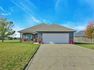 3019 Rocky Ridge St, Augusta, KS 67010