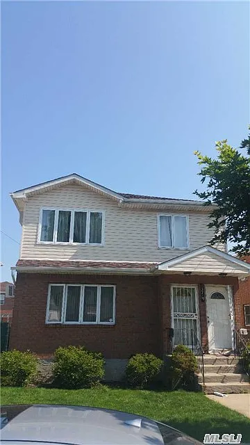 Building Photo 3