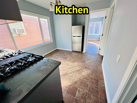 3rd image of 660 Railroad Ave #660