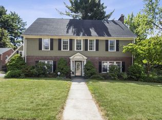 11 Riverview Ter, Springfield, MA 01108