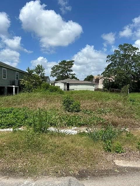 1st image of 5720 Wildair Dr