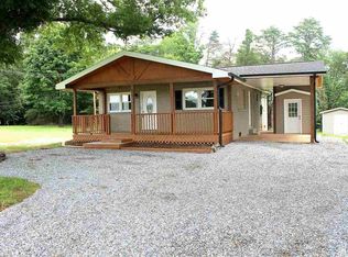 1688 McKay Rd, Newton, NC 28658