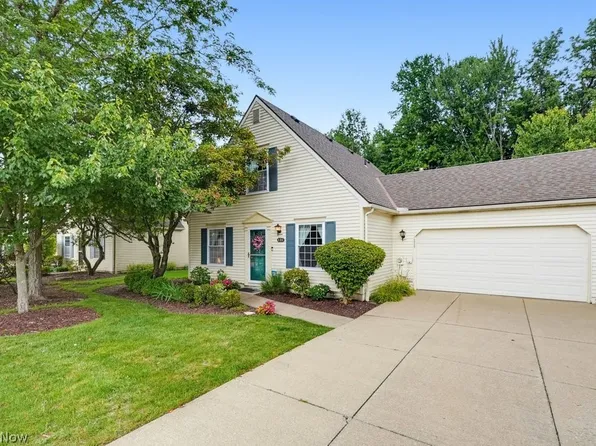 131 Marwyck Place Ln, Northfield, OH 44067