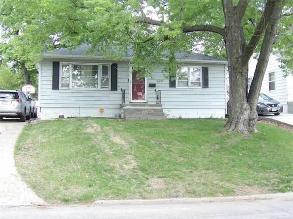 3201 57th St, Des Moines, IA 50310