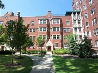 13615 Shaker Blvd APT 1B, Cleveland, OH