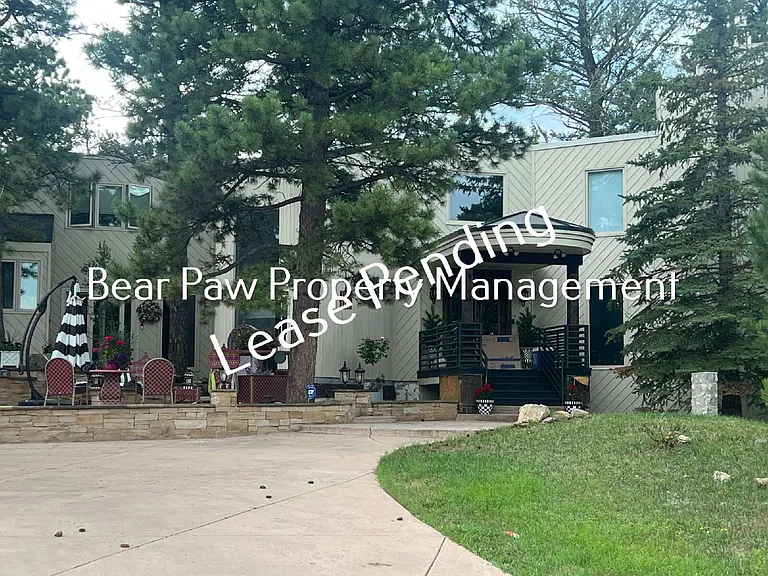1617 Shooting Star Dr — Photo 1