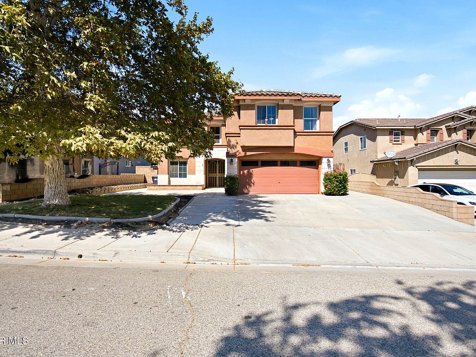 1st image of 42129 Madison Ct