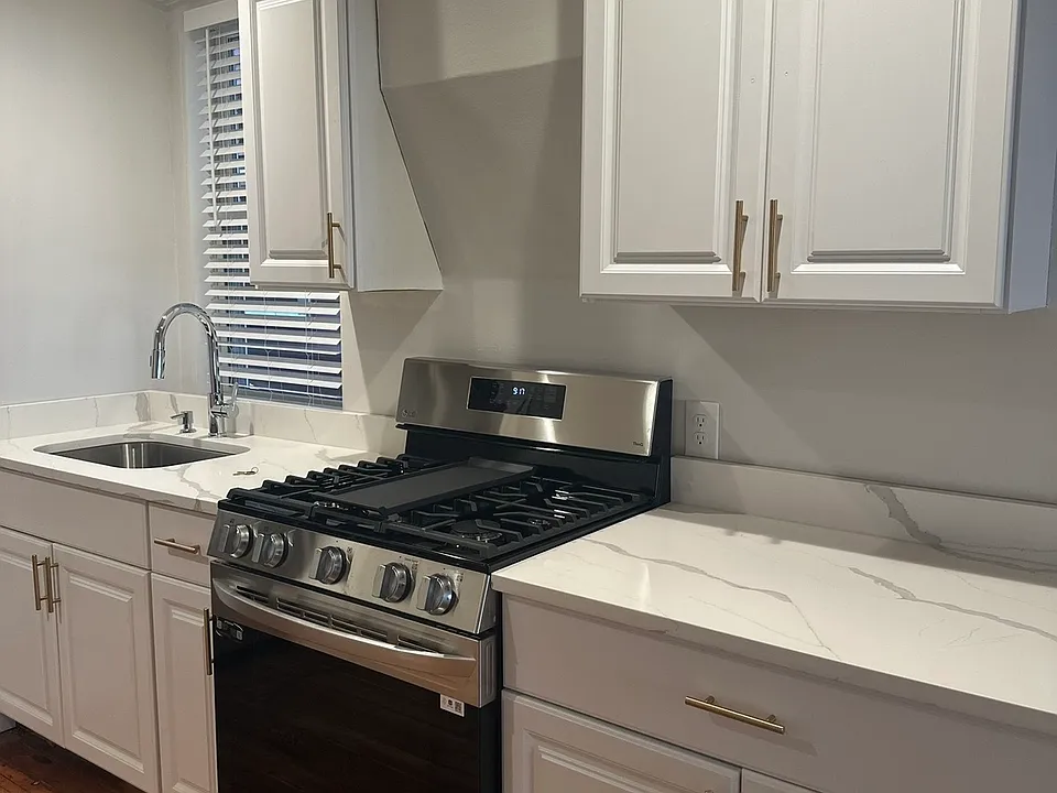 134 Princeton St #2