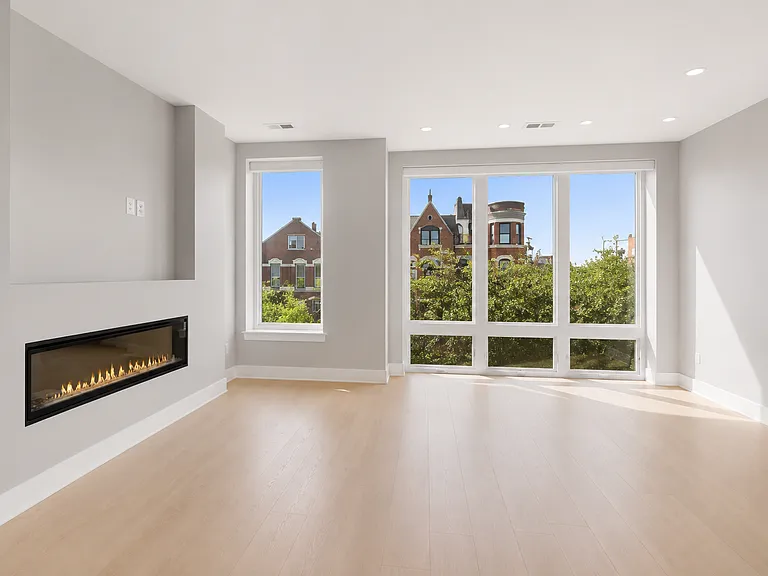 1756 W Cullerton St #3 — Photo 1