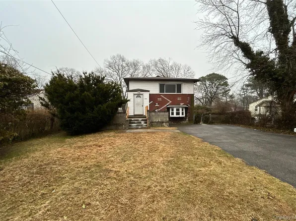 1181 Ocean Avenue, Bay Shore, NY 11706