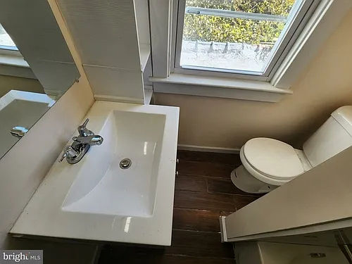 4621 Woodland Ave — Photo 17