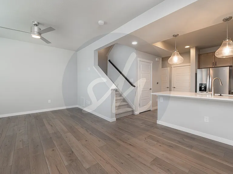 3659 Levy Park Dr — Photo 2