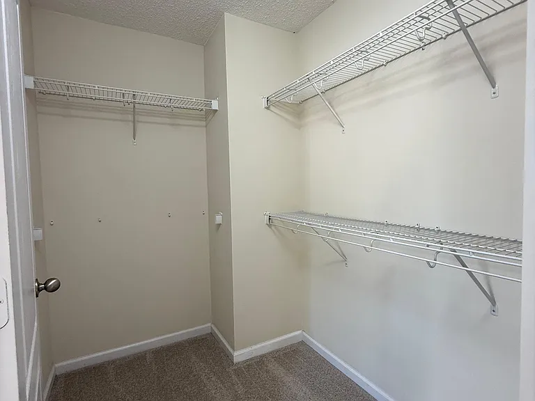 Walk in closet