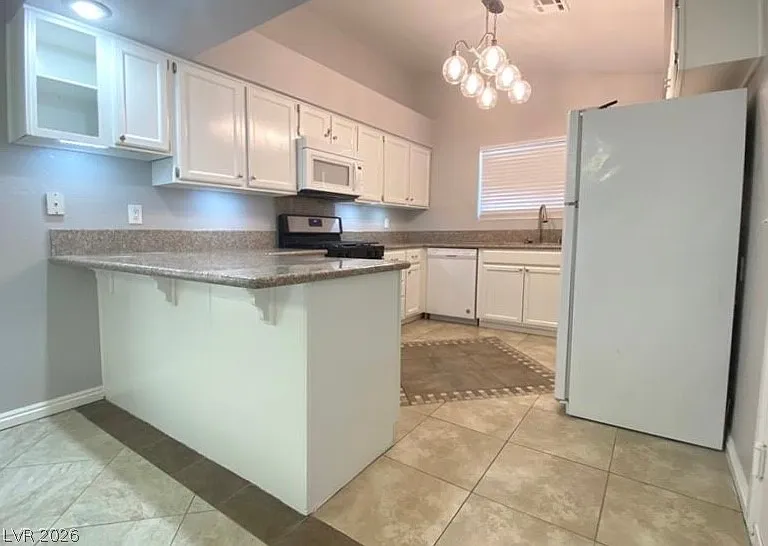 718 Skipjack Dr — Photo 10