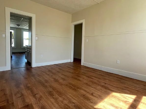 21 Leroy St #2