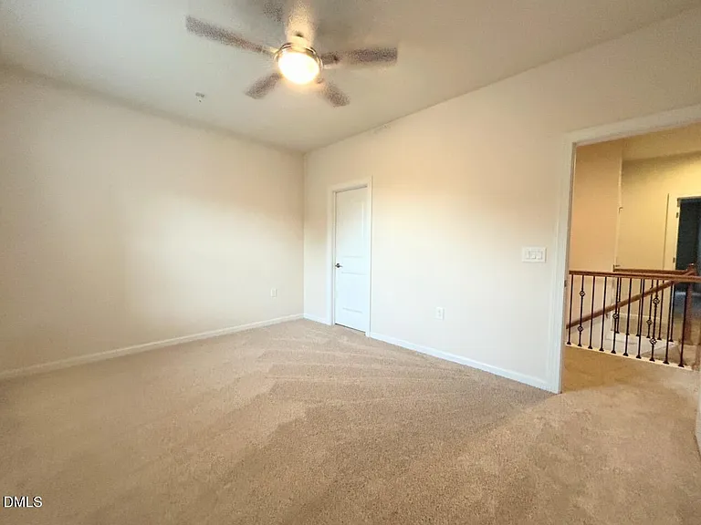 403 Daylin Dr — Photo 31