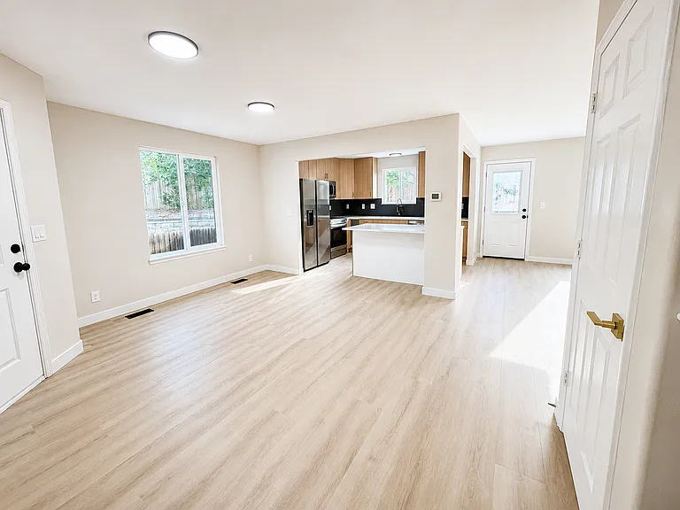 10595 Milwaukee St — Photo 14