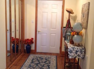 1701 130th St UNIT 206, St Unit, IA 52205