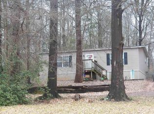 641 Hickory Dr, Startex, SC 29377