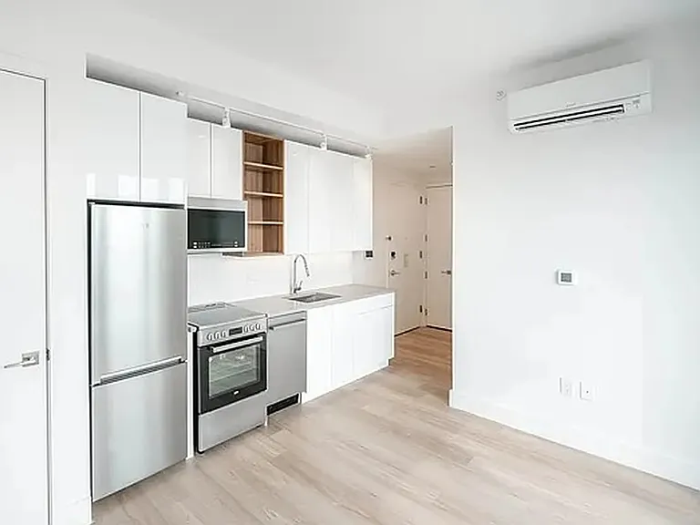 1457 Flatbush Ave — Photo 2