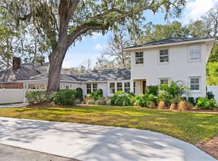 220 Magnolia Ave, Saint Simons Island, GA 31522