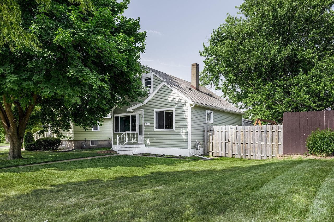 324 9th AVENUE SOUTH South, Onalaska, WI 54650 Zillow pic