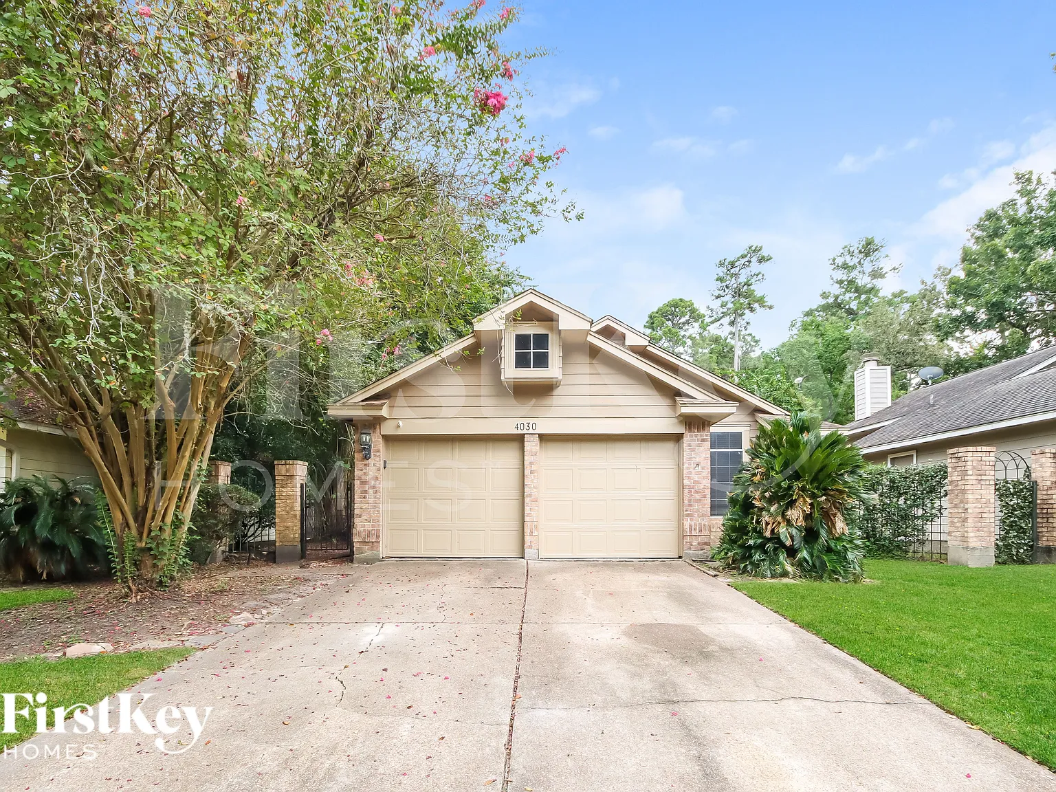 3 bed, 2.0 bath, 1209 sqft, $1,630 — Photo 1
