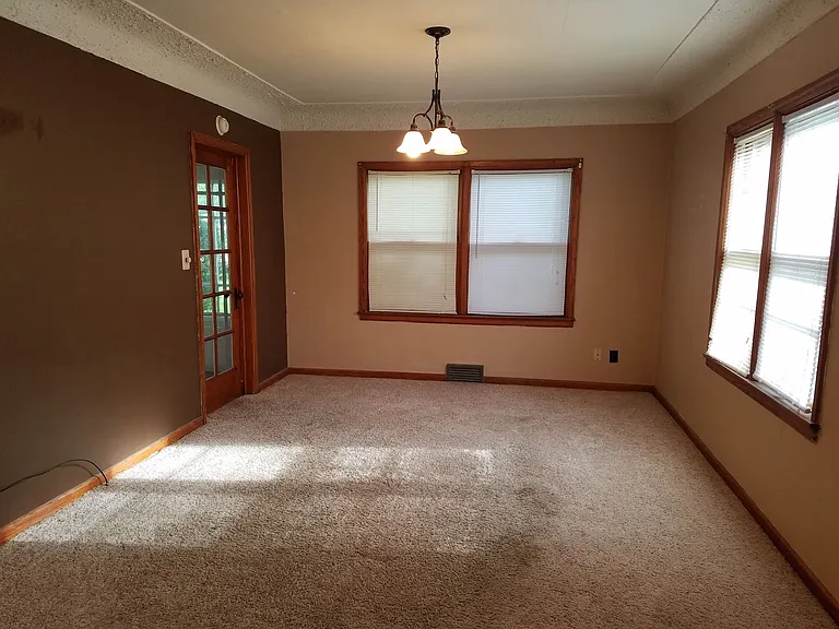 Rainbow Dr 1617-1619 — Photo 12