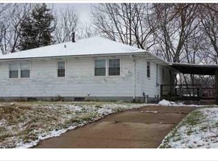 4903 W Tuscarora Rd, Peoria, IL 61607