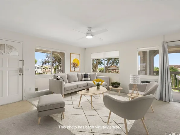 94-602 Lumiaina St #V204, Waipahu, HI 96797