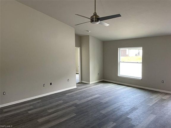 5th image of 905 W 10th ST